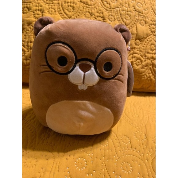 Squishmallows Chip the Beaver - 8 inch - Picture 1 of 3